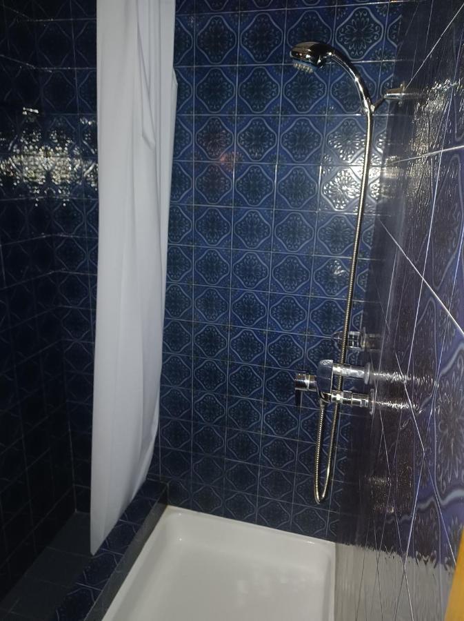 Hotel Garni Battello Мелиде Екстериор снимка