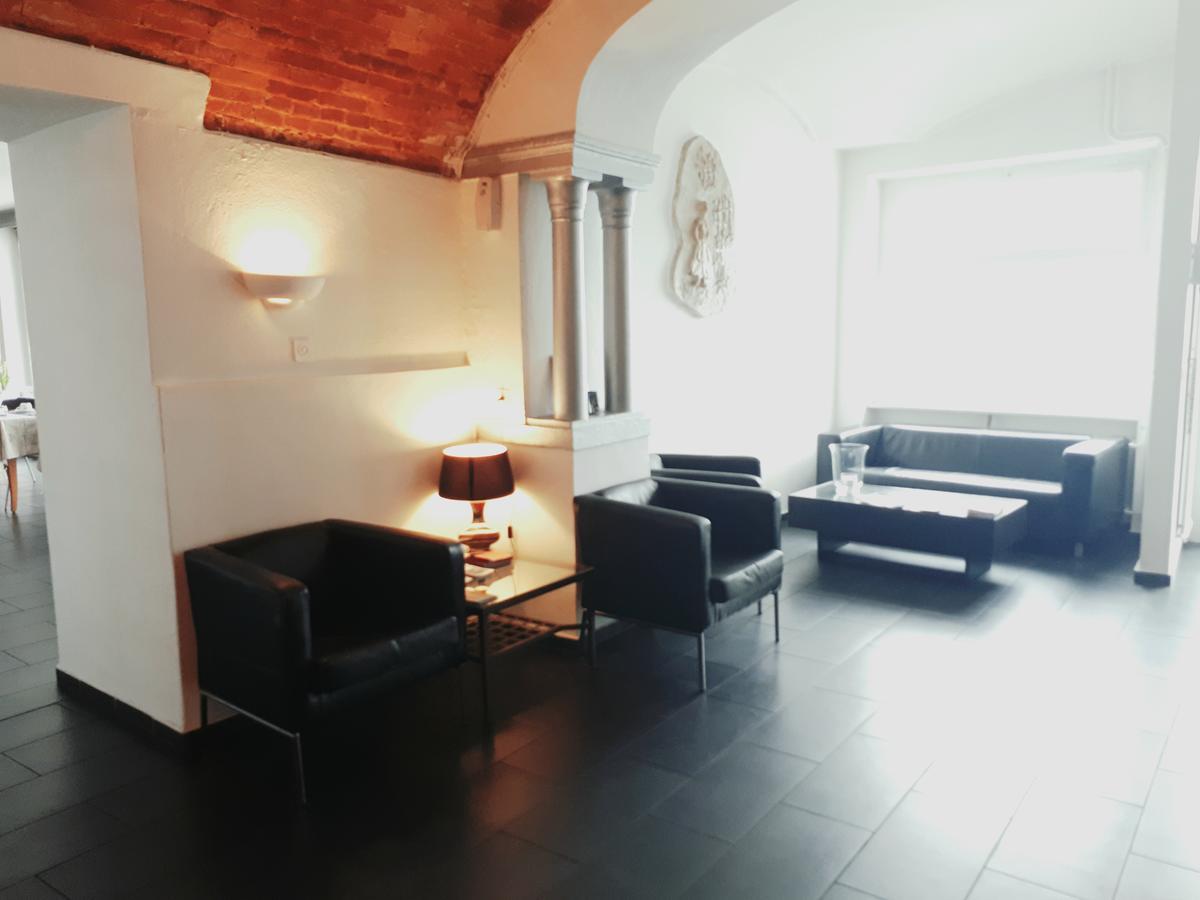 Hotel Garni Battello Мелиде Екстериор снимка
