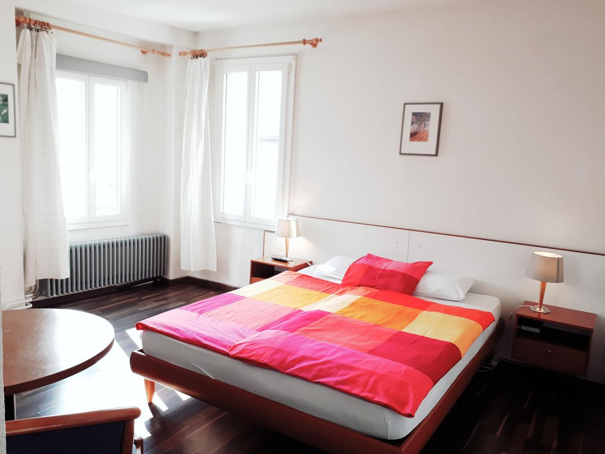 Hotel Garni Battello Мелиде Екстериор снимка