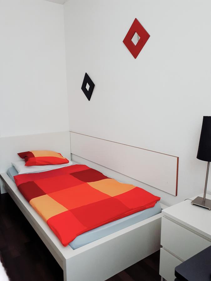 Hotel Garni Battello Мелиде Екстериор снимка