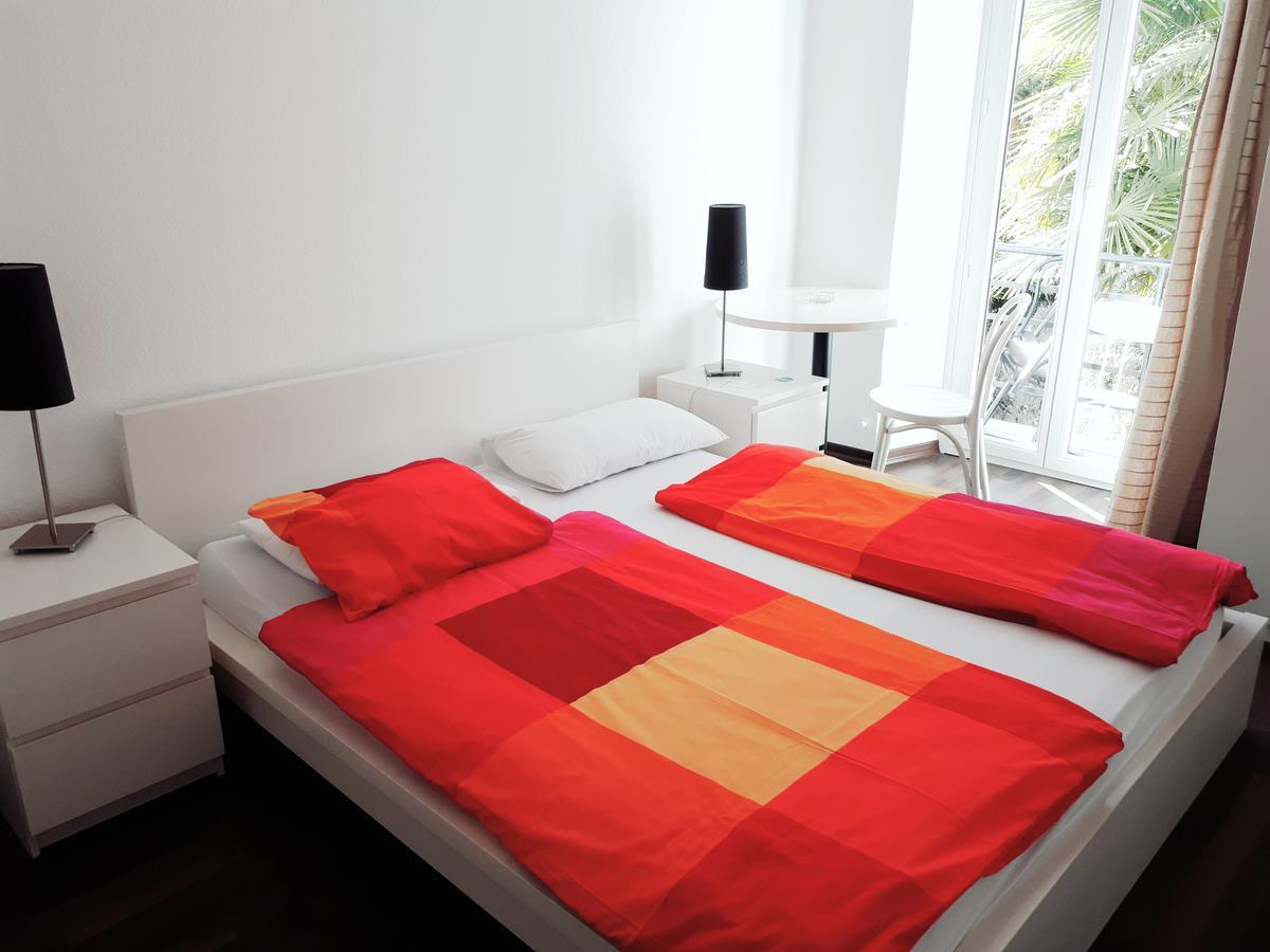 Hotel Garni Battello Мелиде Екстериор снимка