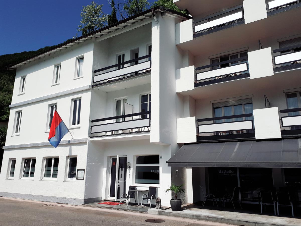 Hotel Garni Battello Мелиде Екстериор снимка